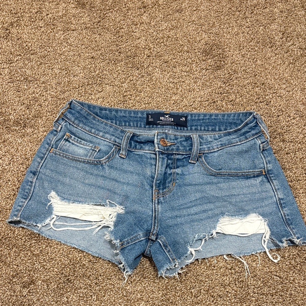 Hollister Women's Distressed low rise boyfriend Jean Shorts